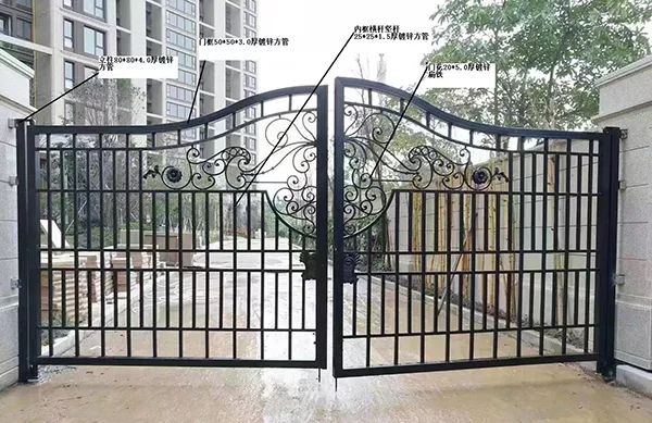 雕花工艺金属门